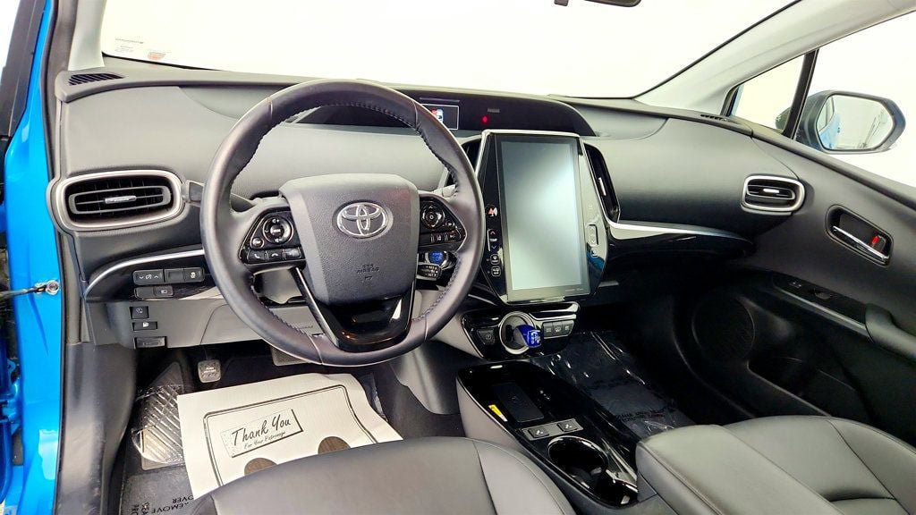 Used 2021 Toyota Prius Prime XLE FWD image 12