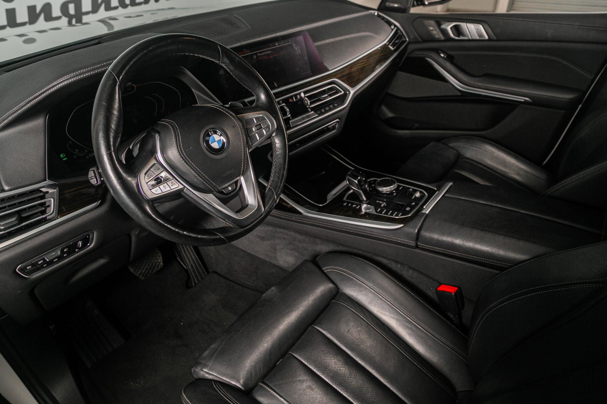 Used 2019 BMW X7 xDrive50i w/ Cold Weather Package AWD/4WD image 2