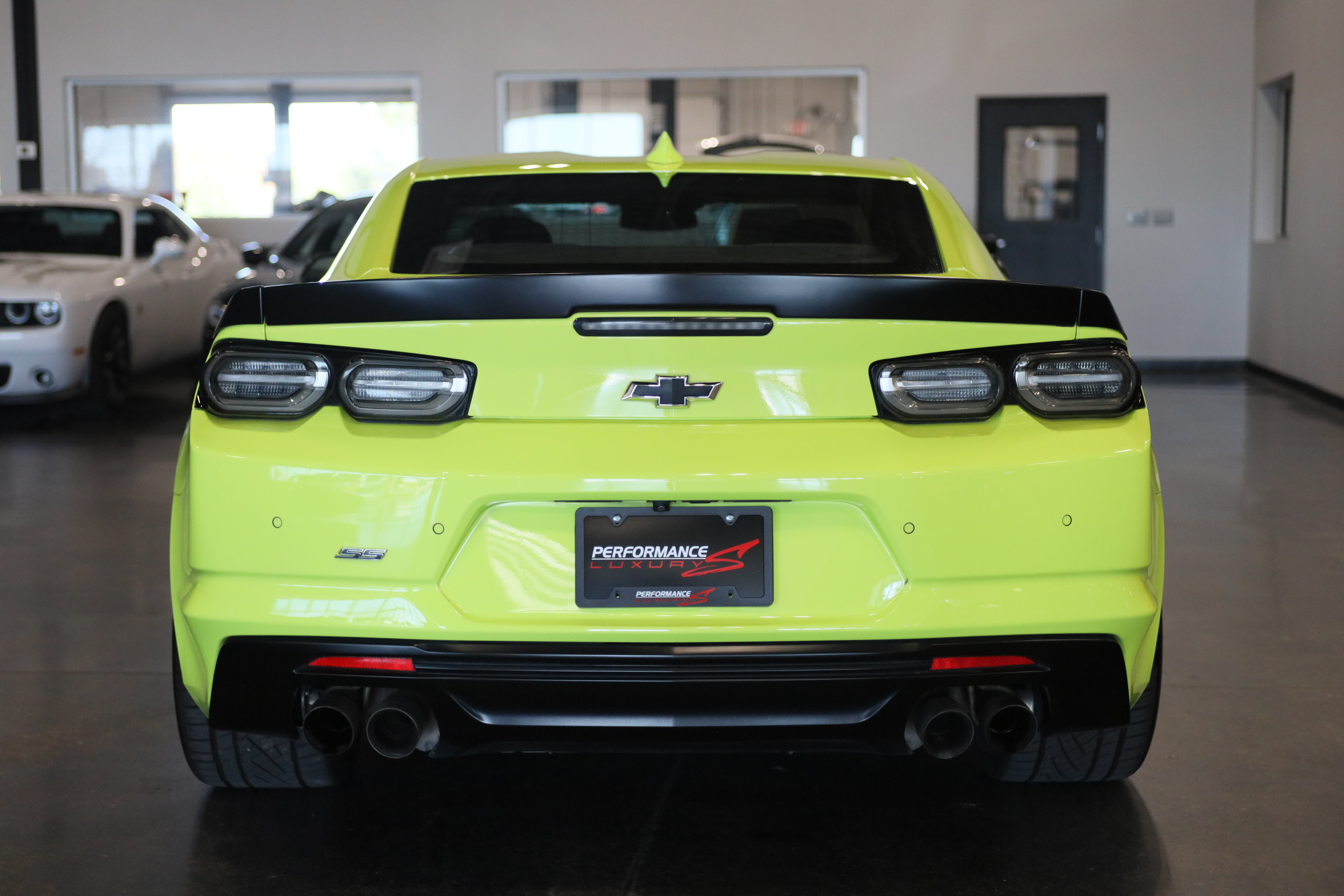 Used 2019 Chevrolet Camaro SS RWD image 5