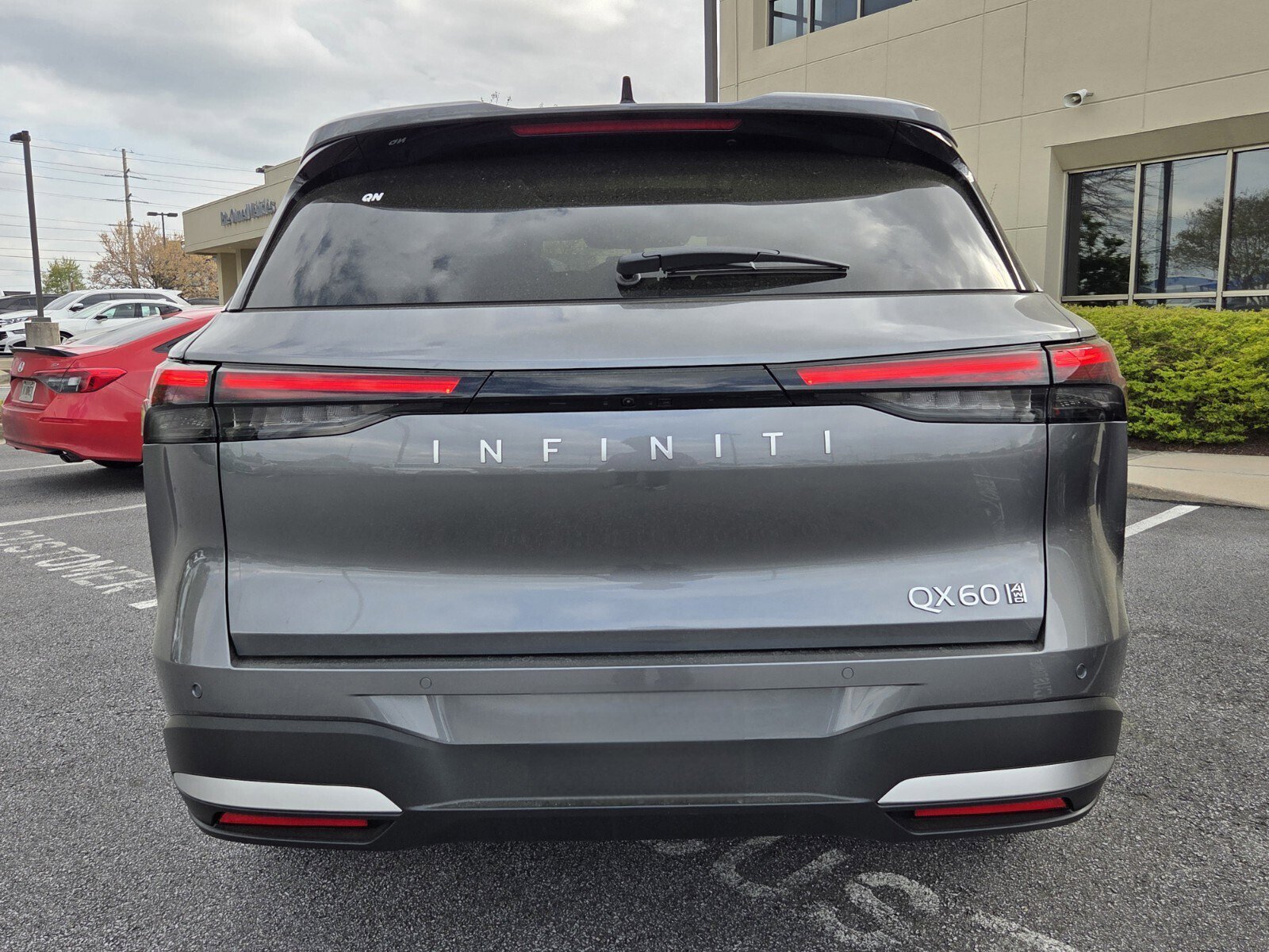 New 2026 INFINITI QX60 Luxe w/ Family Package image 7