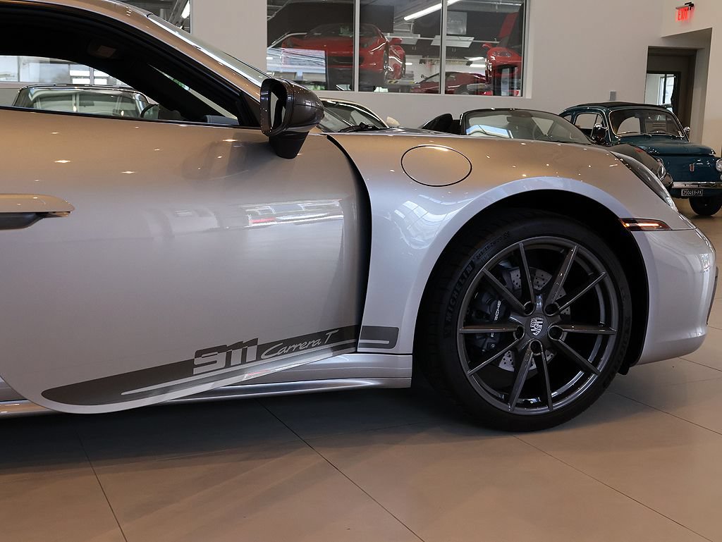 Used 2023 Porsche 911 Carrera T RWD image 11