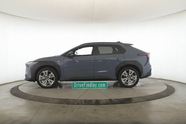 Used 2023 Subaru Solterra Limited image 9