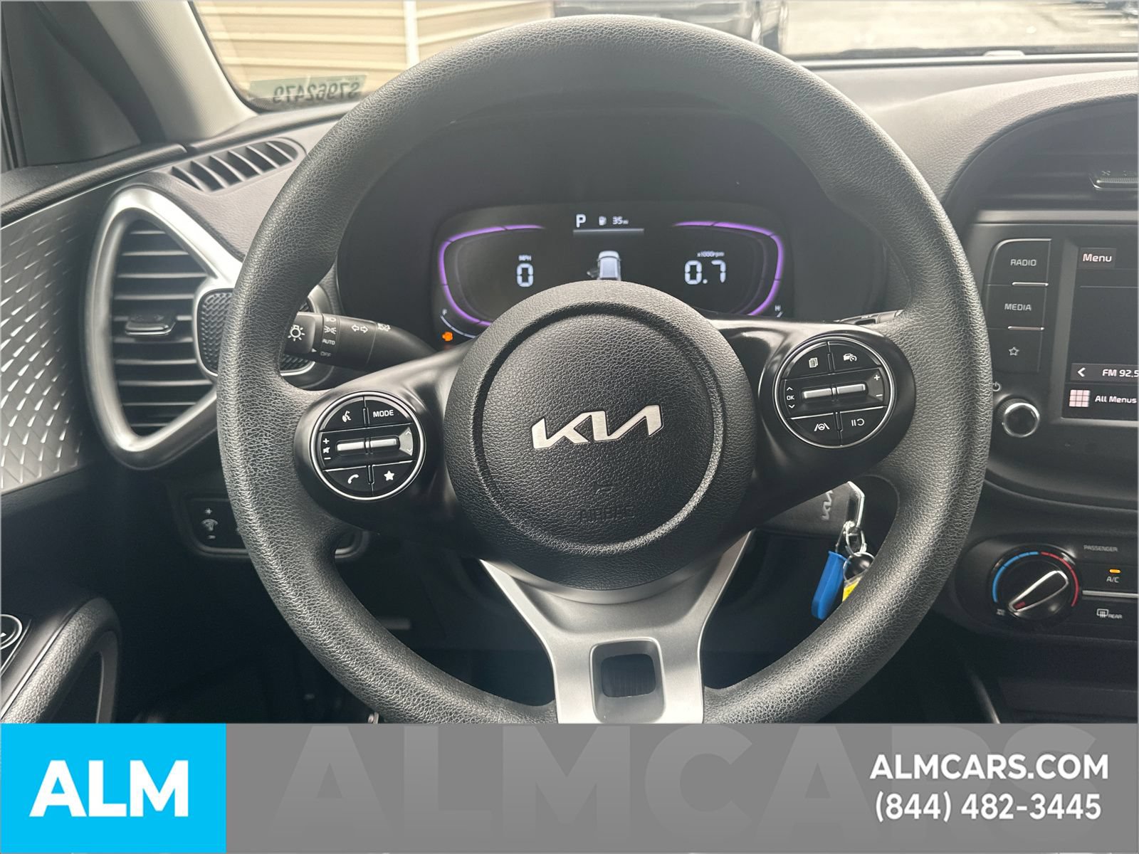 Used 2025 Kia Soul LX w/ LX Technology Package FWD image 27