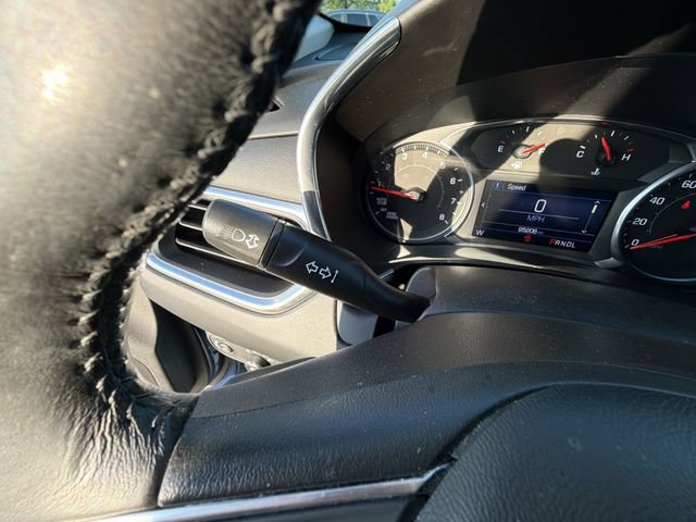 Used 2019 Chevrolet Equinox LT FWD image 33