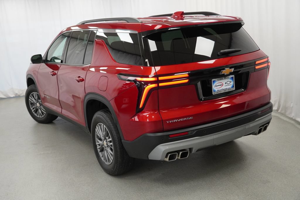 Used 2025 Chevrolet Traverse LT w/ Driver Confidence Package FWD image 36