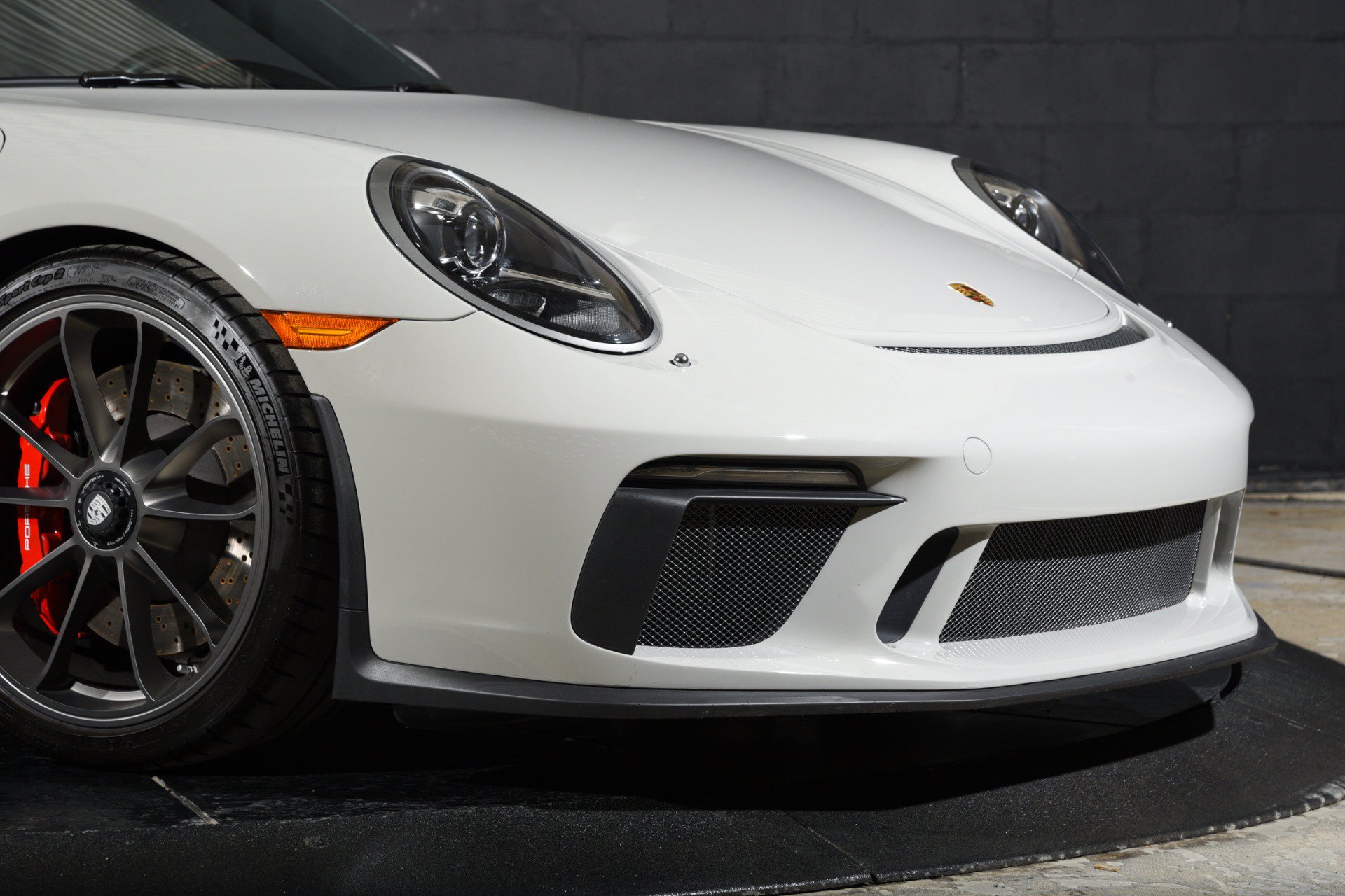 Used 2019 Porsche 911 GT3 RWD image 15