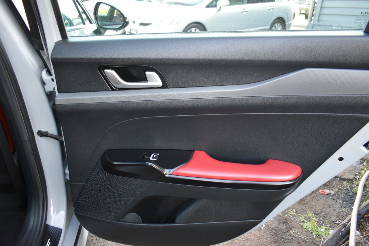 Used 2024 Kia K5 GT-Line FWD image 36