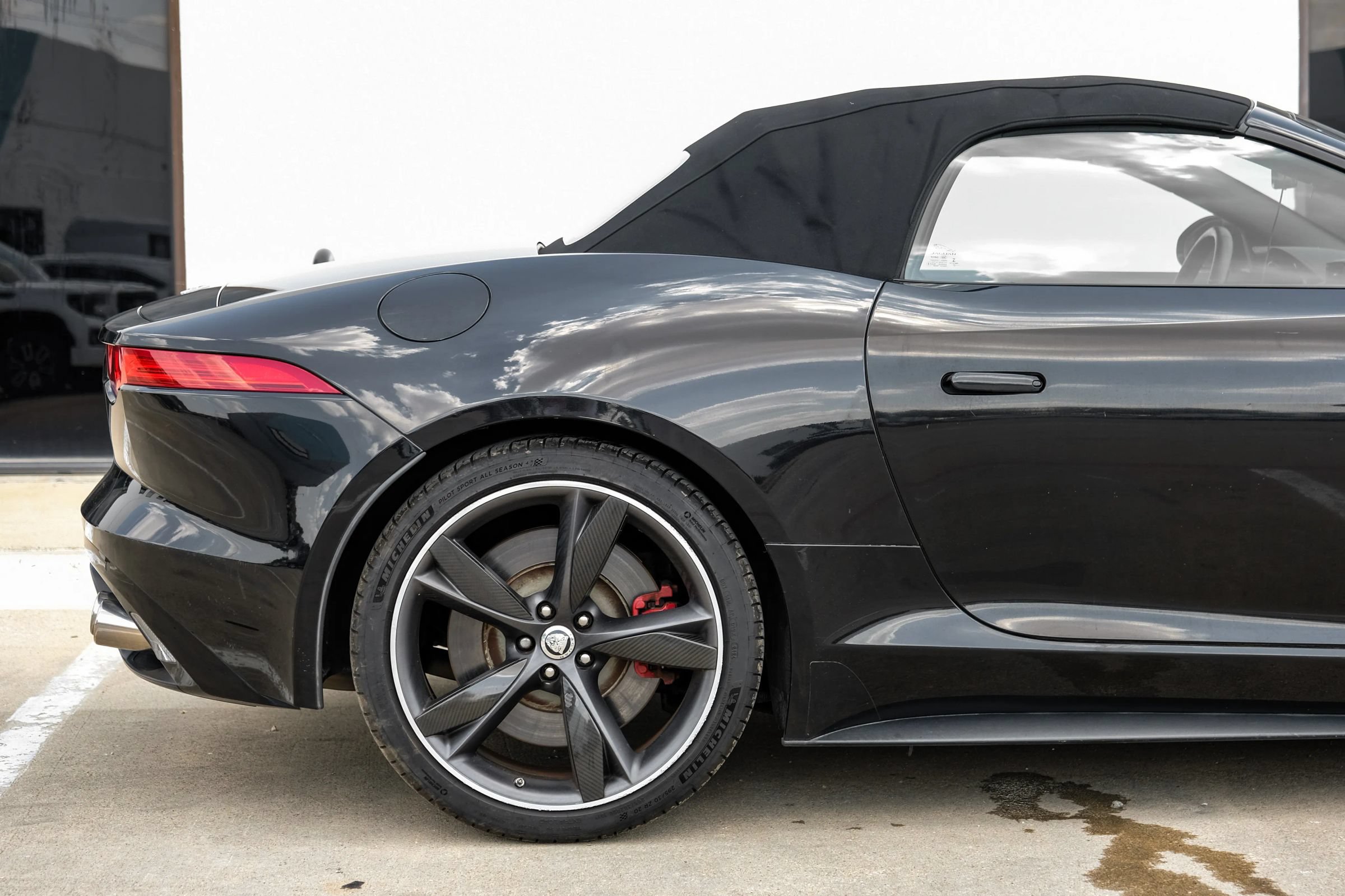 Used 2014 Jaguar F-TYPE S RWD image 13