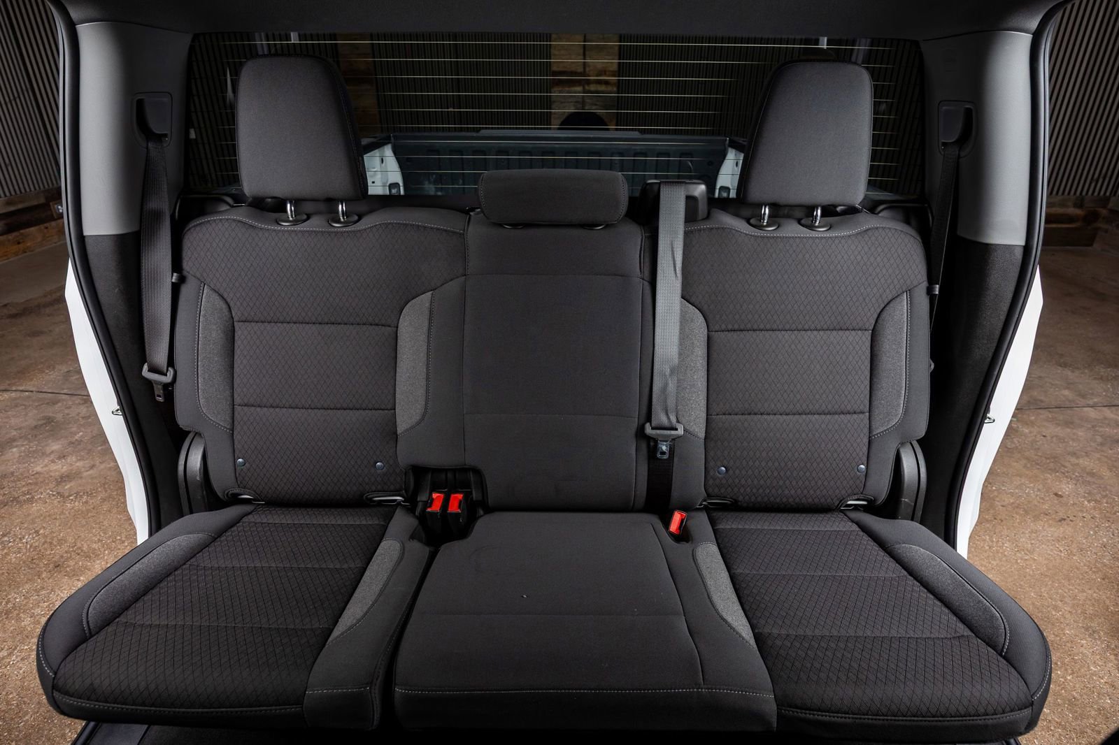 Used 2023 Chevrolet Silverado 1500 LT w/ Z71 Off-Road Package image 34