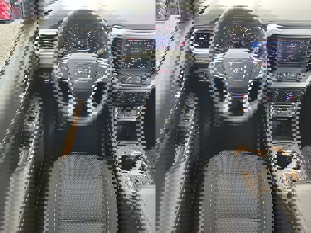 Used 2023 GMC Acadia SLE w/ Driver Convenience Package image 14