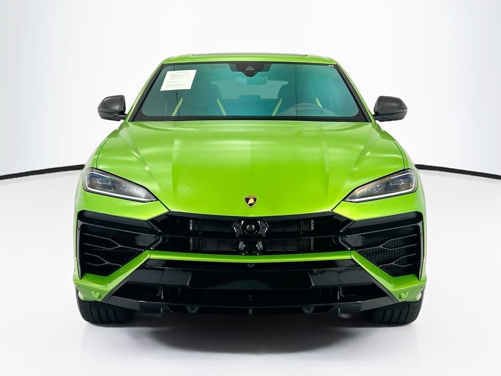 Used 2025 Lamborghini Urus SE AWD/4WD image 2