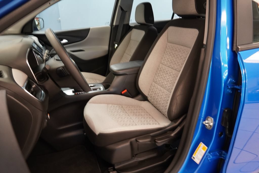 Used 2024 Chevrolet Equinox LS FWD image 3