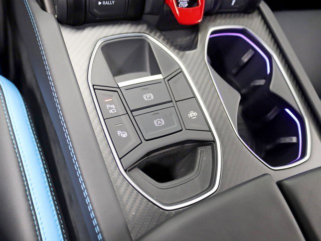 Used 2023 Lamborghini Urus Performante image 36