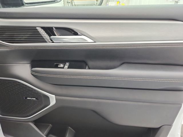 New 2026 Jeep Grand Wagoneer image 41