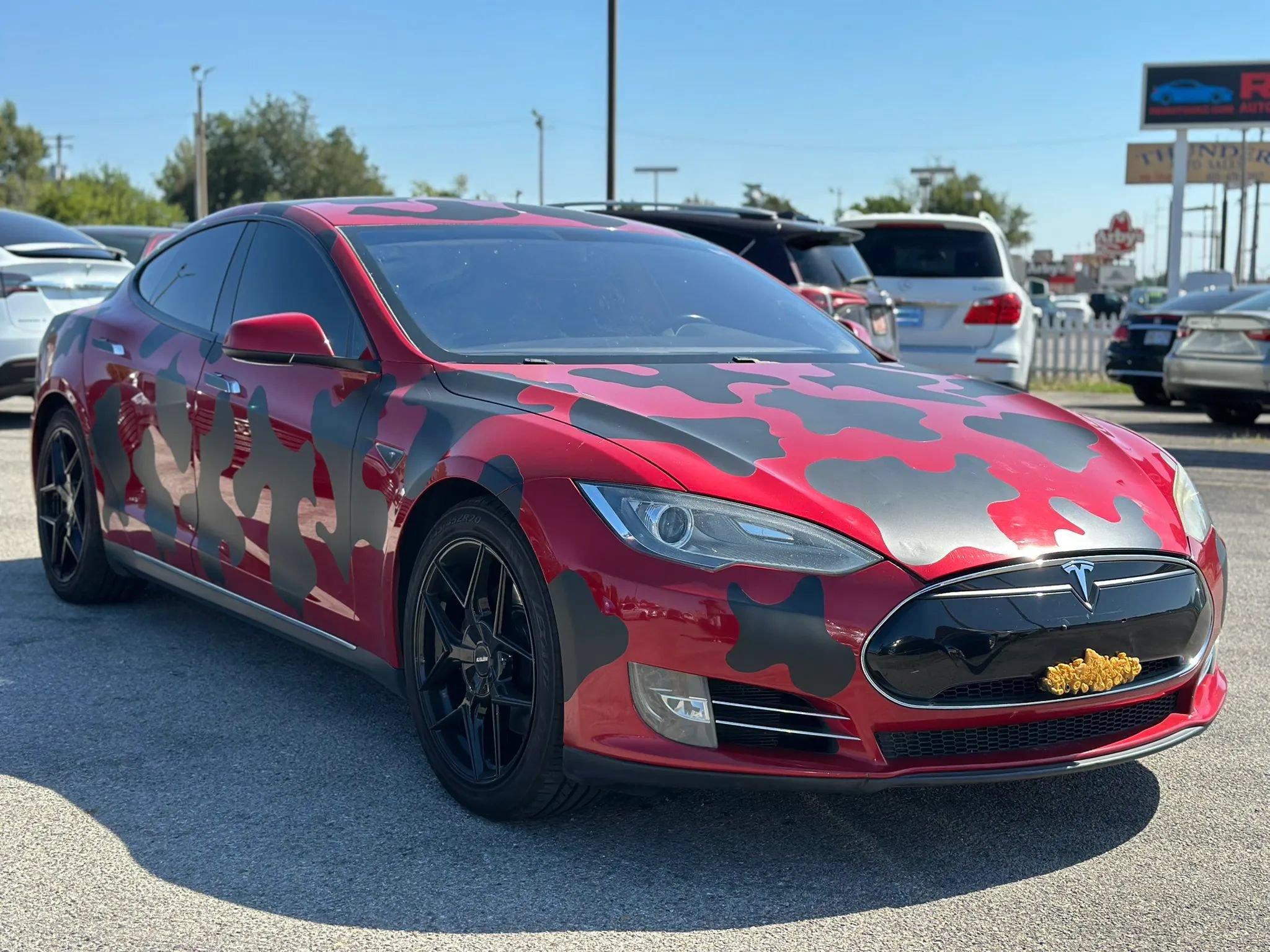 Used 2014 Tesla Model S 85 RWD image 4