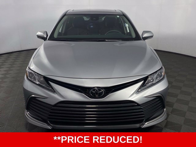 Used 2024 Toyota Camry LE w/ Convenience Package FWD image 2