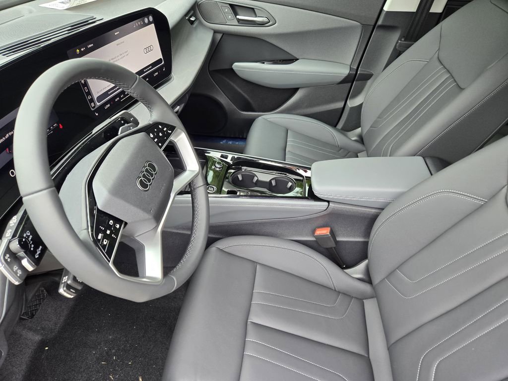 New 2026 Audi Q3 quattro 2.0T AWD/4WD image 17