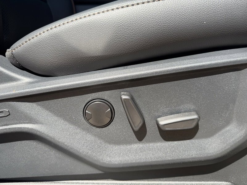 New 2025 Ford F150 Lariat w/ Equipment Group 501A Mid image 16