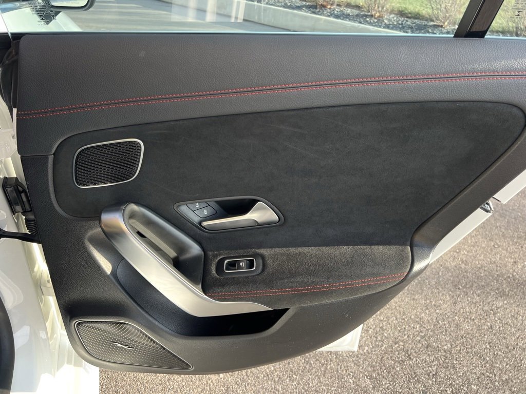 Used 2021 Mercedes-Benz CLA 250 CLA 250 image 35