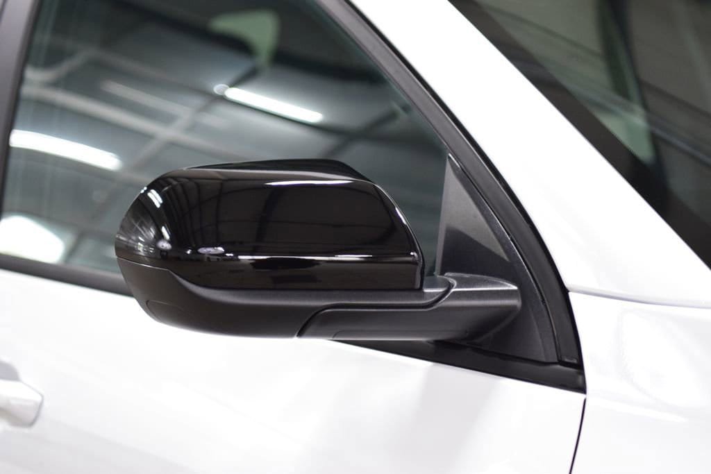 New 2026 Chevrolet Equinox LT w/ Midnight Edition FWD image 17