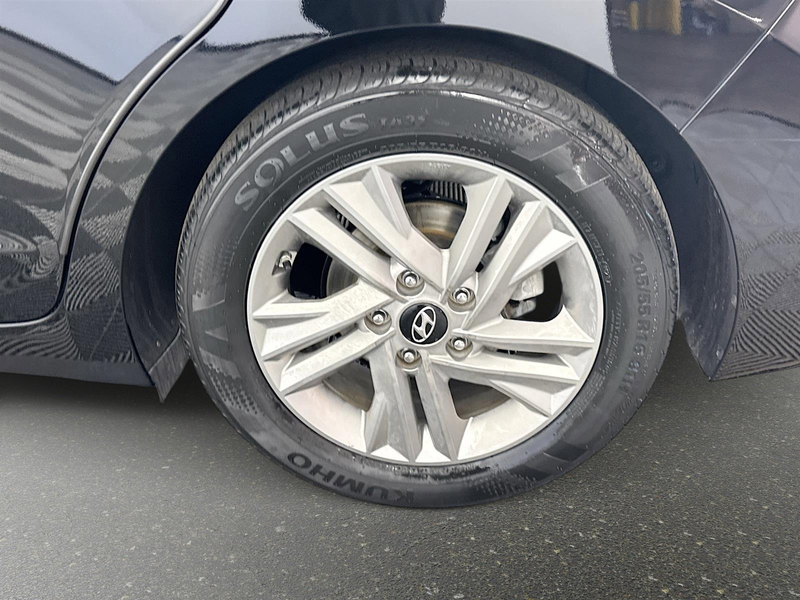 Used 2019 Hyundai Elantra Value Edition image 28