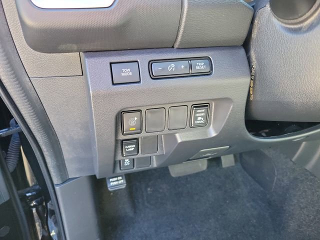 Used 2023 Nissan Frontier SV w/ SV Convenience Package image 13