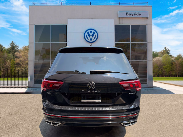 Certified 2024 Volkswagen Tiguan SEL R-Line AWD/4WD image 6