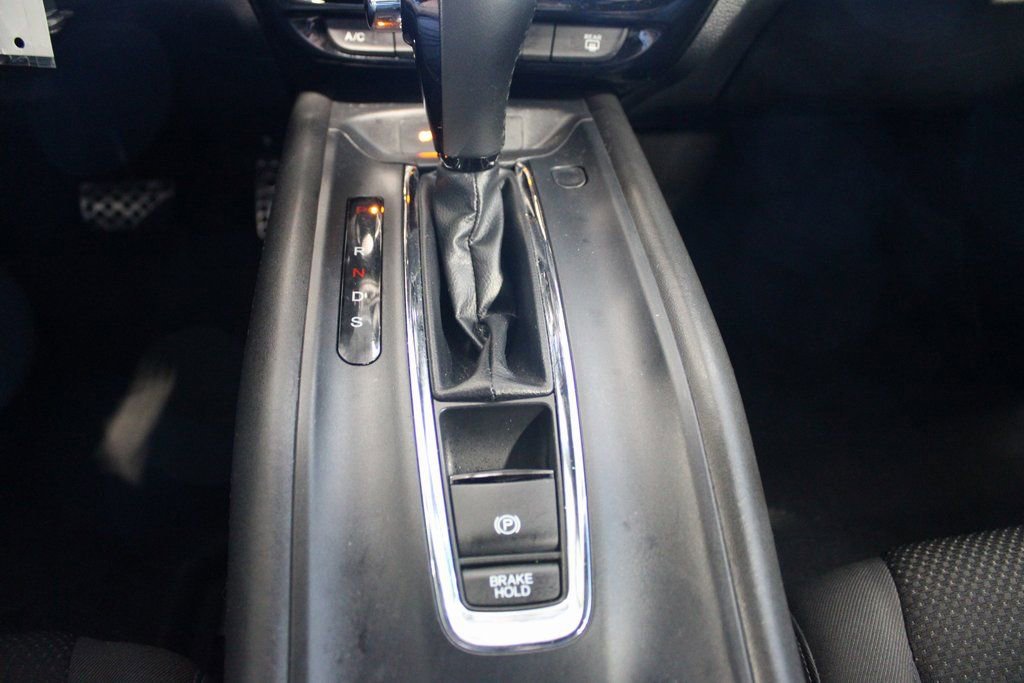 Used 2021 Honda HR-V Sport image 29