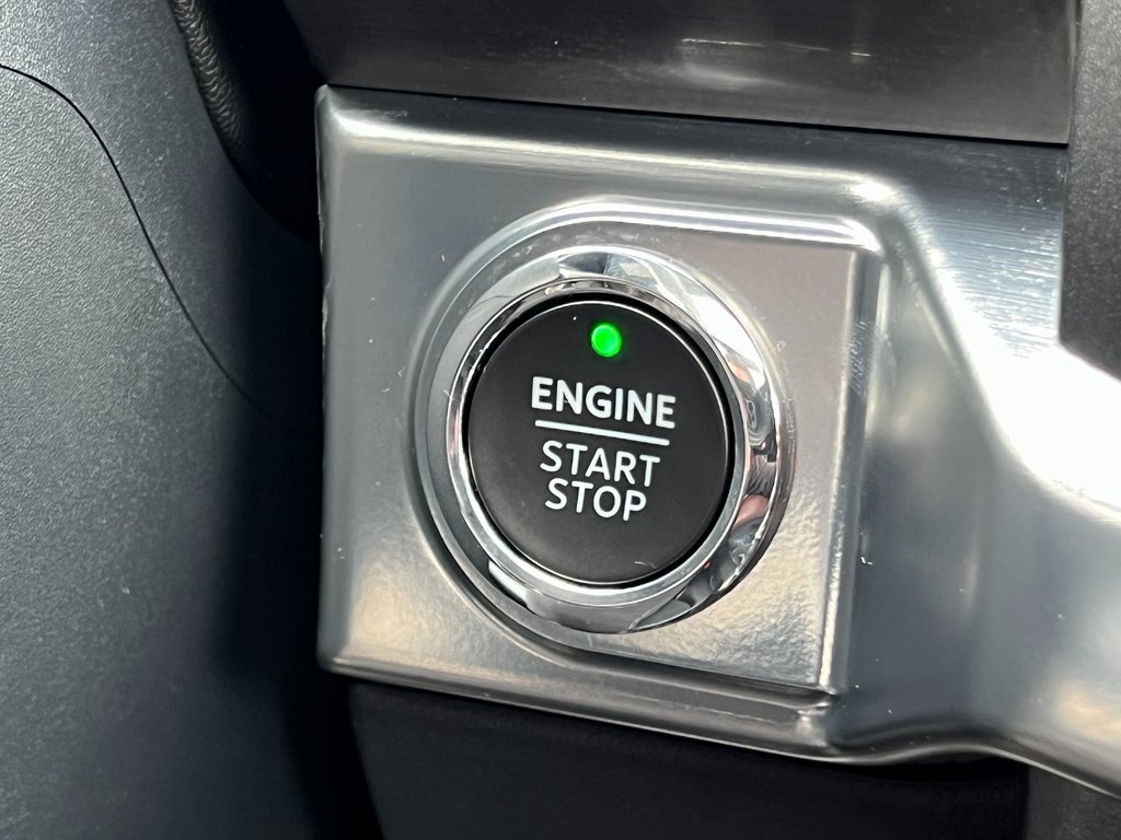 Used 2022 Ford F150 Lariat w/ Equipment Group 502A High image 32