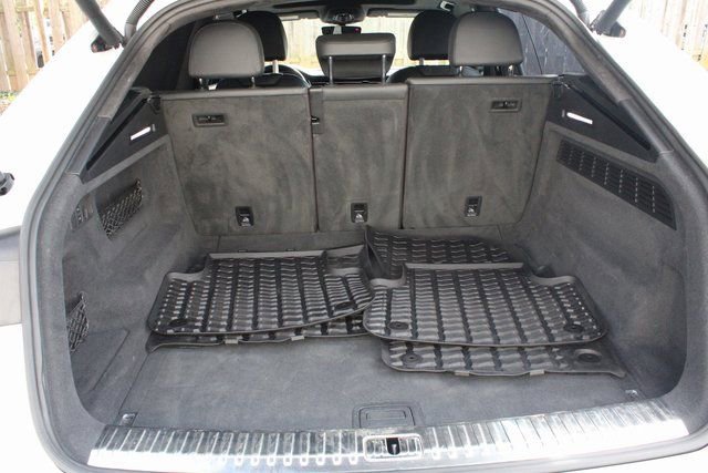 Used 2019 Audi Q8 Prestige w/ Luxury Package image 26