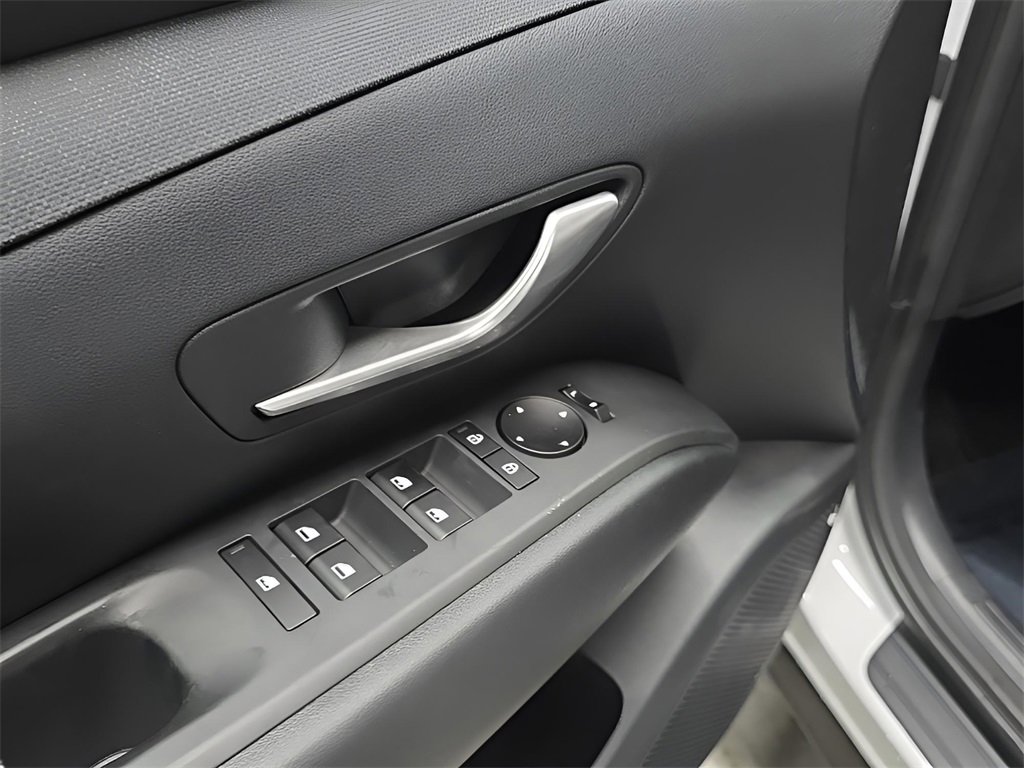 New 2026 Hyundai Tucson SEL image 10