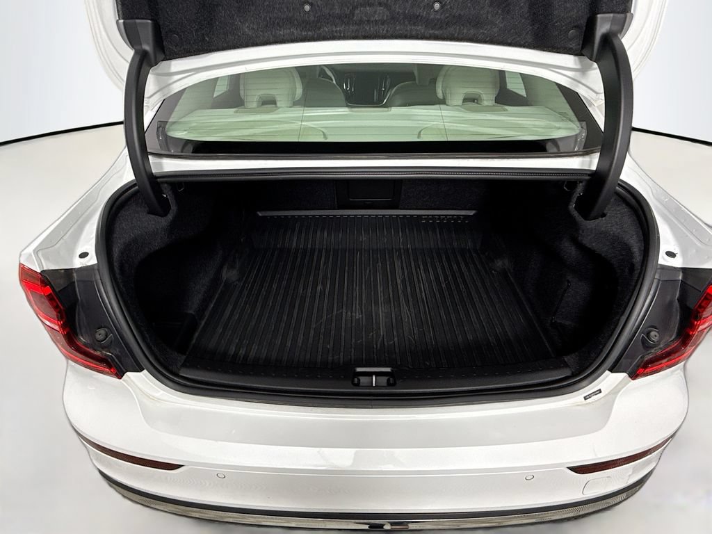 Used 2023 Volvo S60 B5 Ultimate w/ Climate Package AWD/4WD image 25