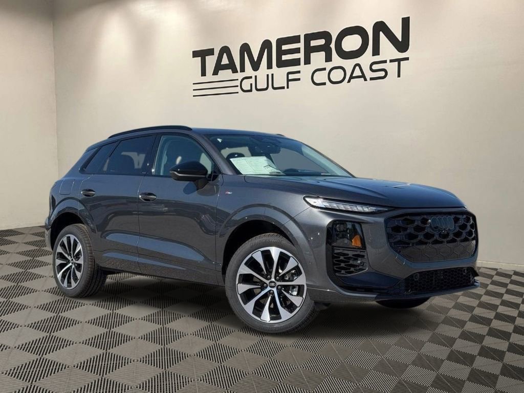 New 2026 Audi Q3 quattro 2.0T AWD/4WD image 1