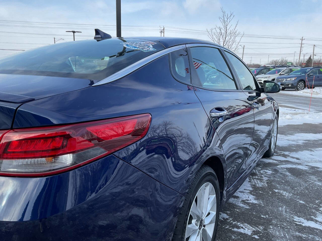 Used 2018 Kia Optima S image 8