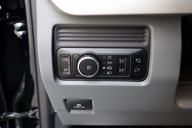 New 2026 Ford F250 XLT w/ XLT Premium Package image 36