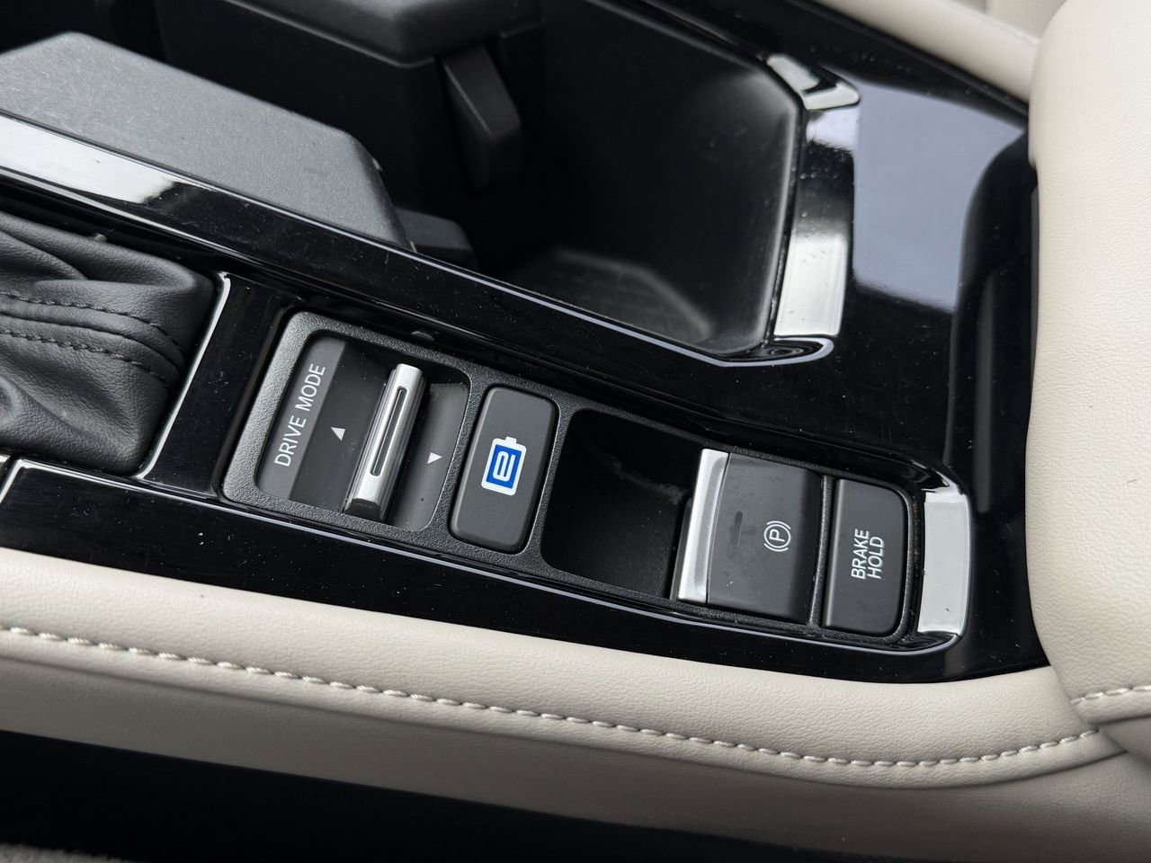 Used 2023 Honda Accord Touring image 25