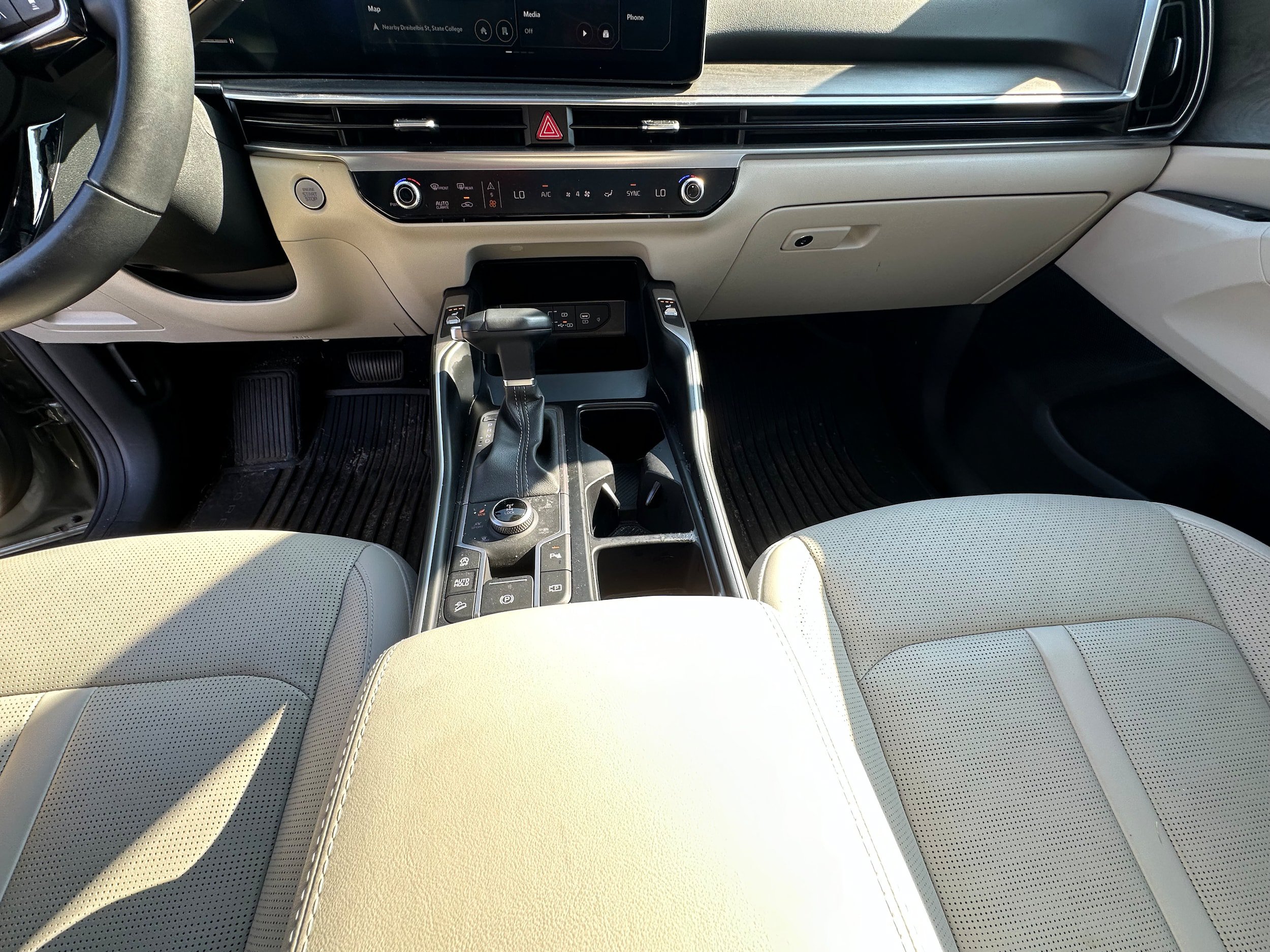 Used 2024 Kia Sorento X-Line EX AWD/4WD image 28