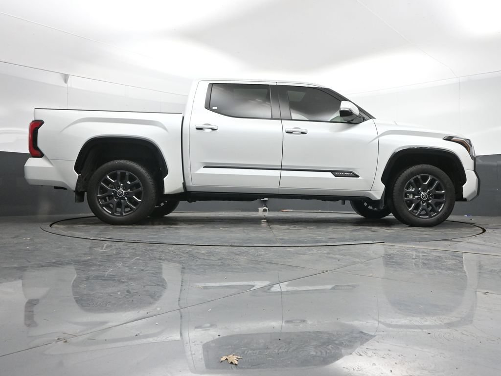 Used 2024 Toyota Tundra Platinum AWD/4WD image 41