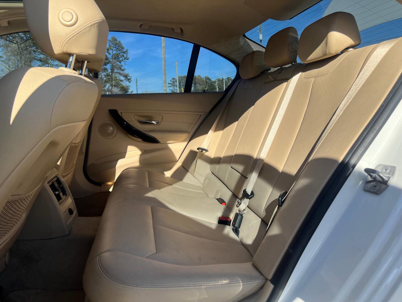 Used 2015 BMW 328d Sedan image 12