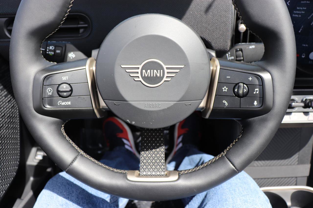 Used 2026 MINI Cooper S FWD image 25