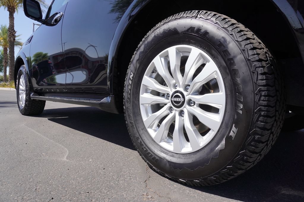 Certified 2024 Nissan Armada SV RWD image 6