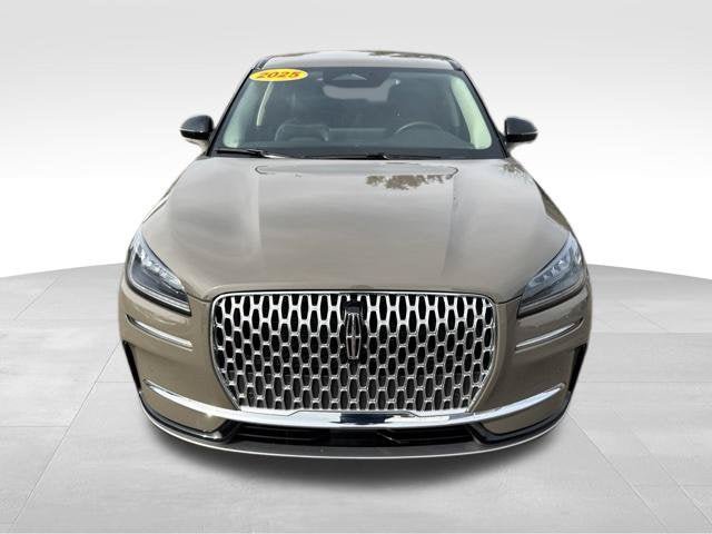 Used 2025 Lincoln Corsair FWD w/ Equipment Group 101A image 2
