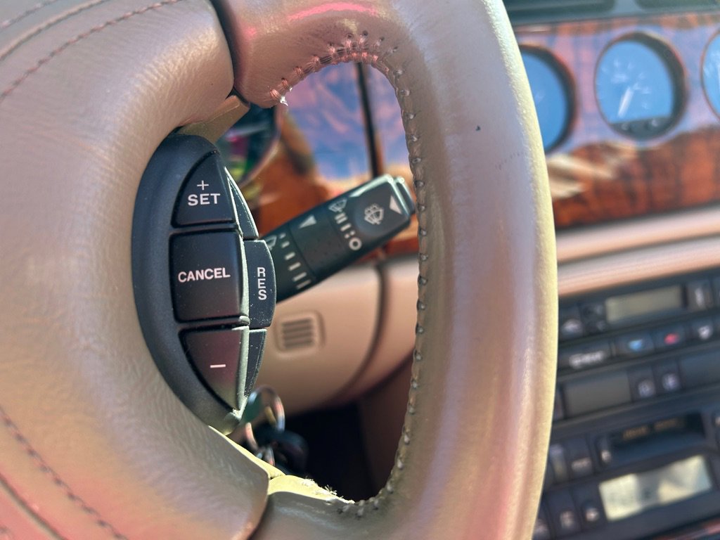 Used 1998 Jaguar XK8 Convertible image 34