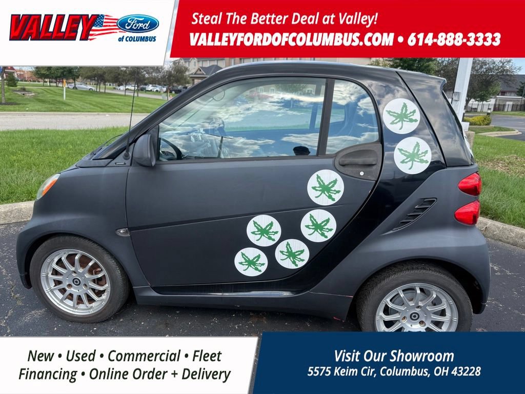 Used 2012 smart fortwo passion RWD image 4