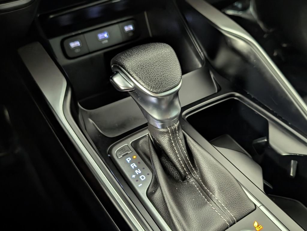 Used 2022 Kia Sorento LX image 17