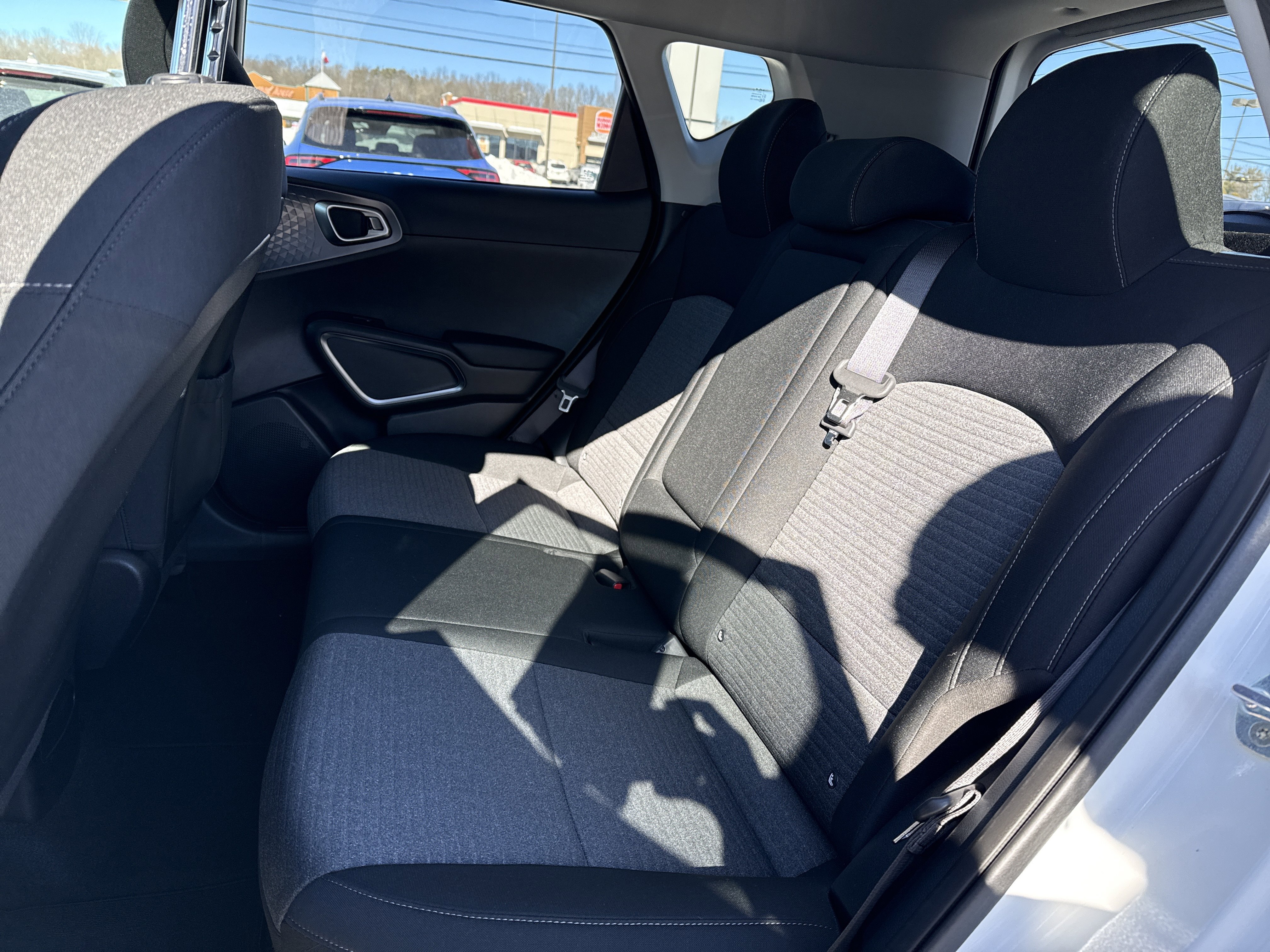 Used 2023 Kia Soul EX image 23