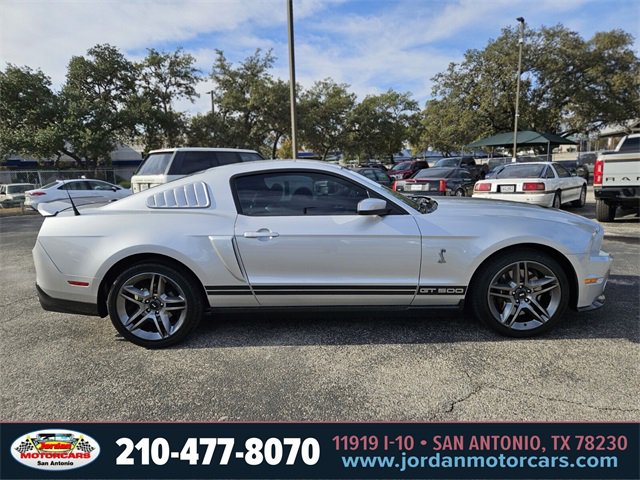 Used 2010 Ford Mustang Shelby GT500 image 6