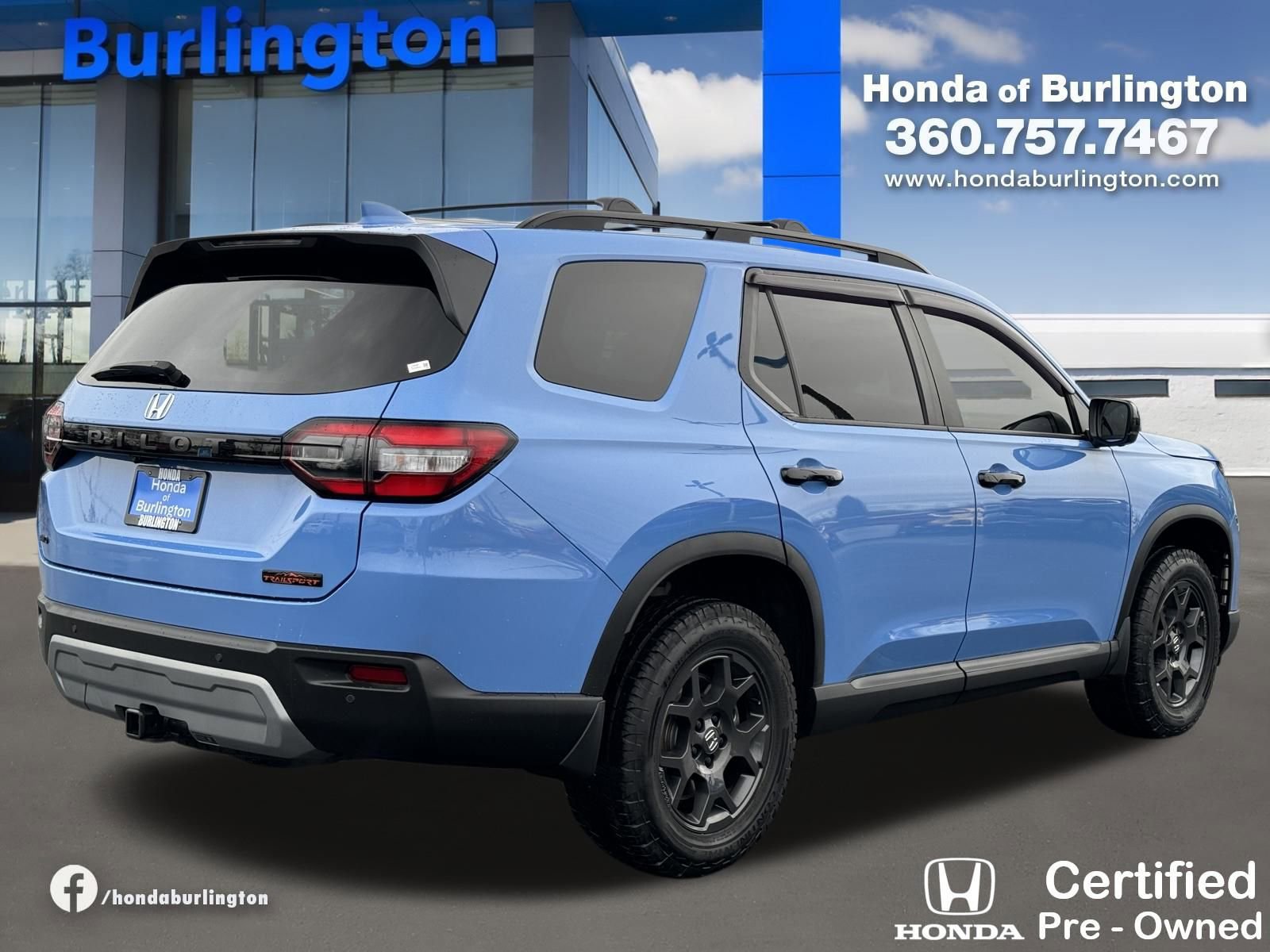 Certified 2024 Honda Pilot TrailSport image 7