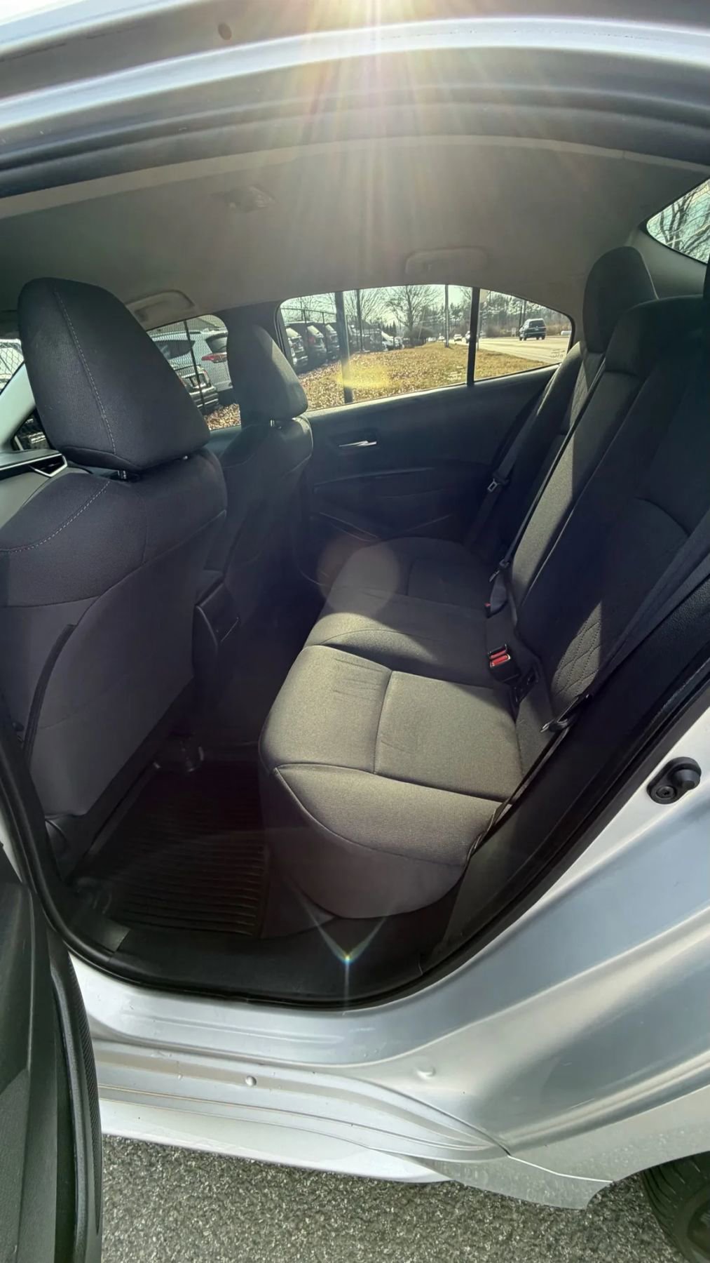 Used 2020 Toyota Corolla LE FWD image 20