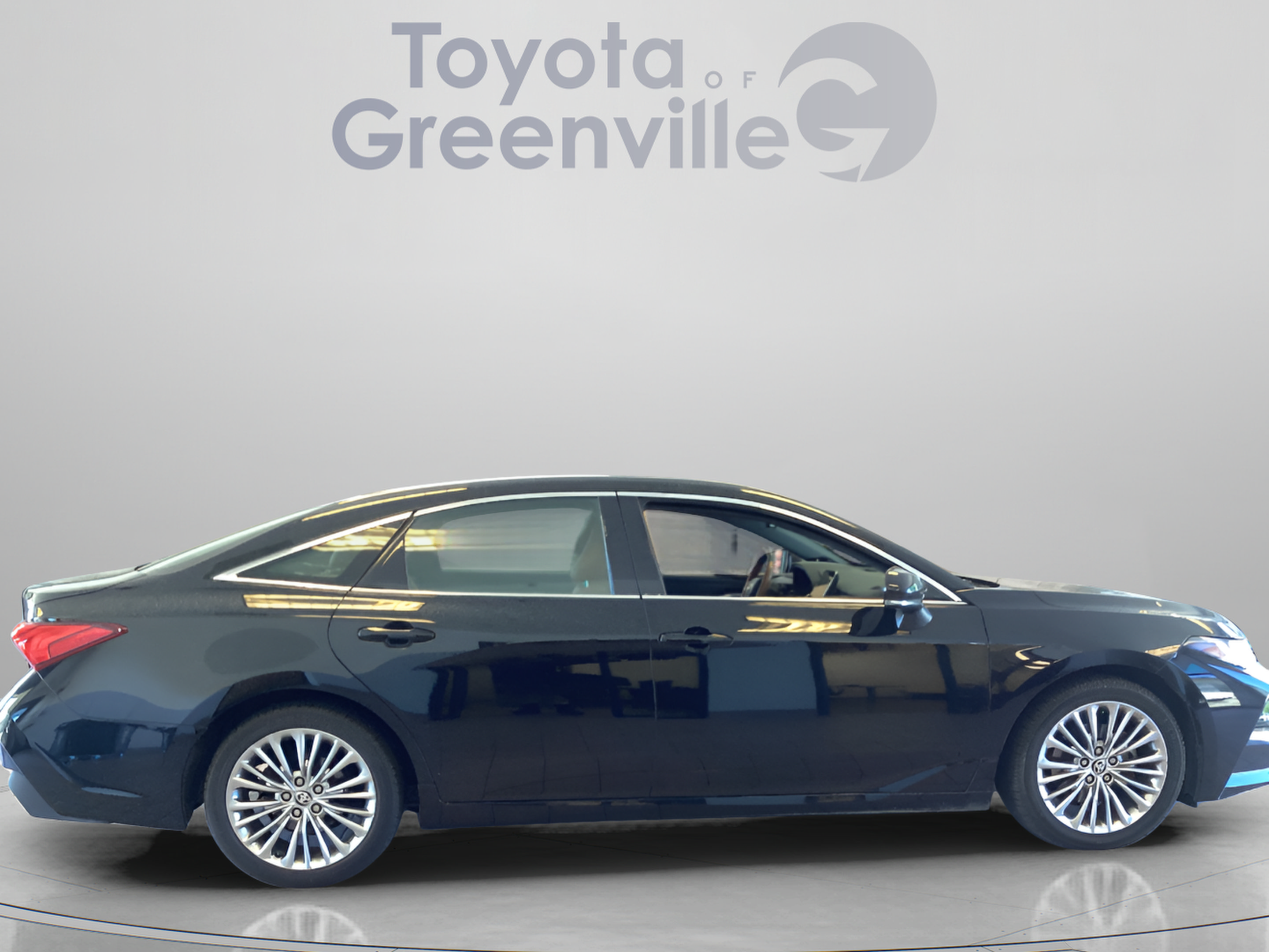 Certified 2022 Toyota Avalon Limited w/ Advanced Safety Package FWD image 7